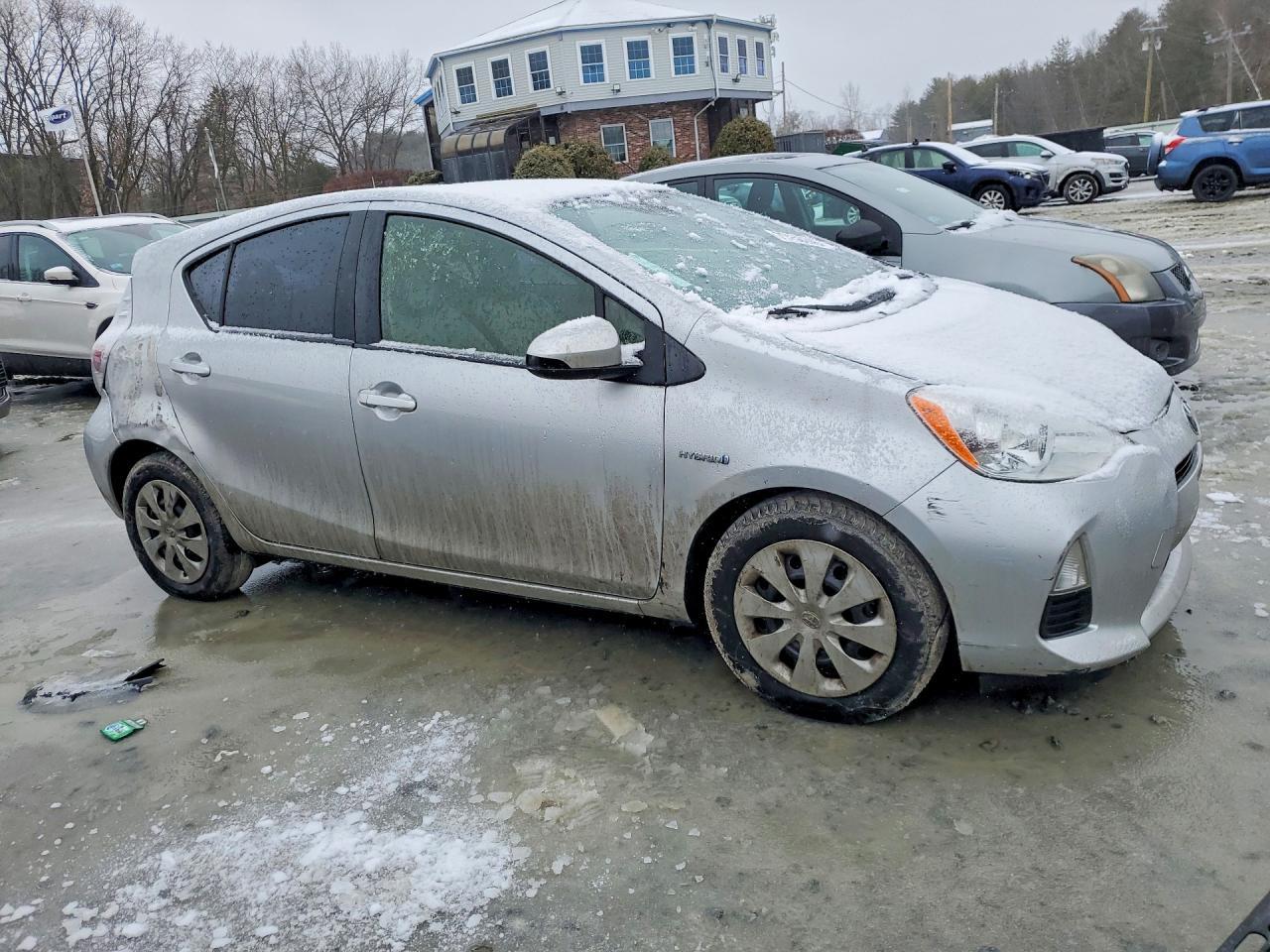 2014 Toyota Prius C - Фото 4