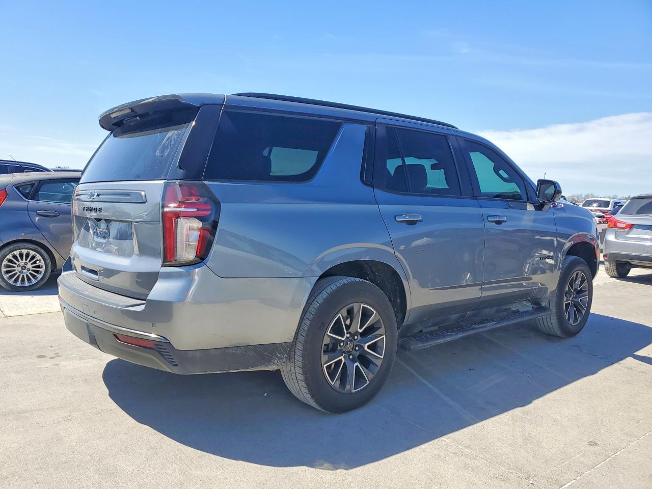 2022 Chevrolet Tahoe K1500 Z71 - Фото 3