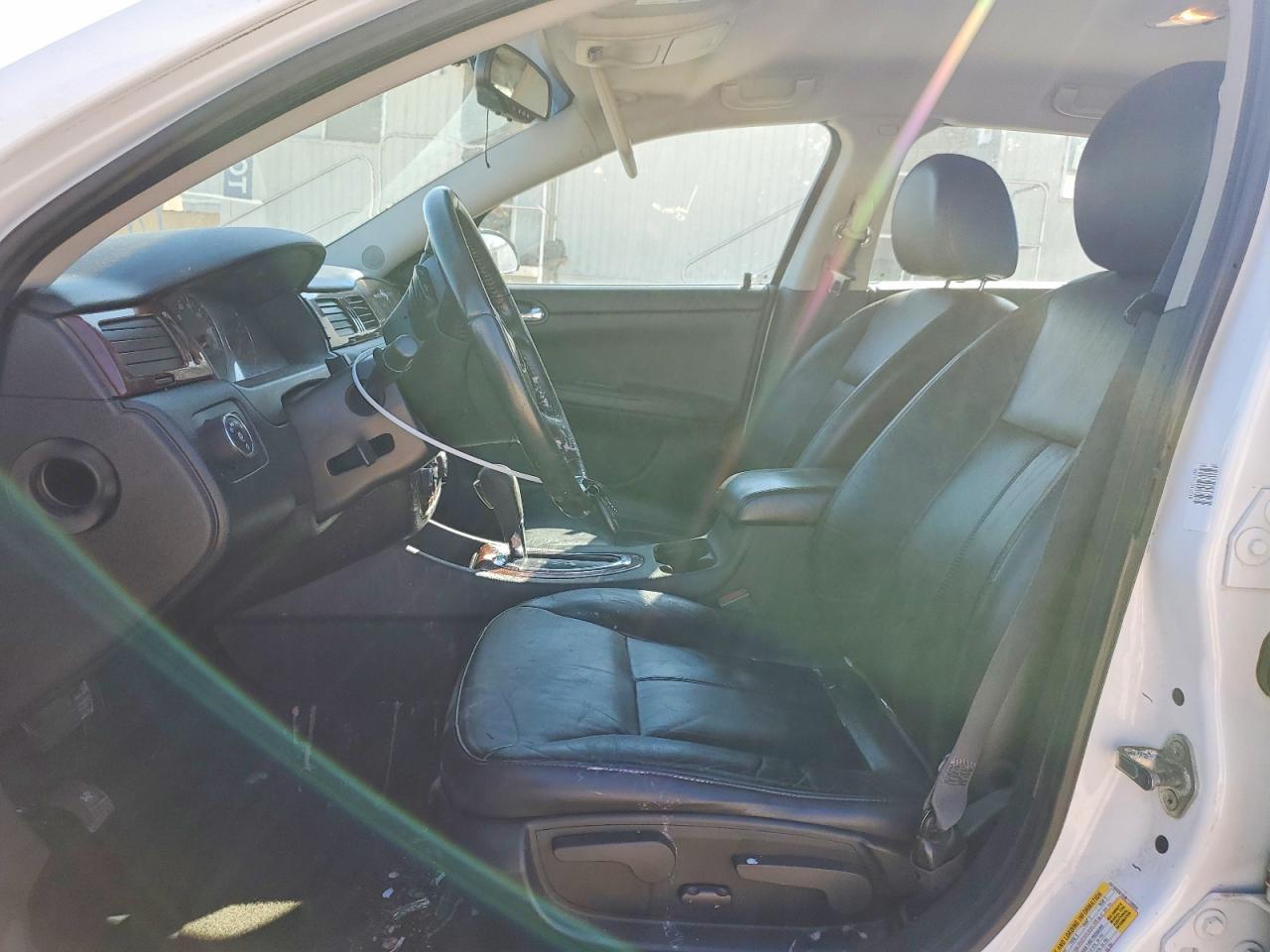 2011 Chevrolet Impala - Image 7