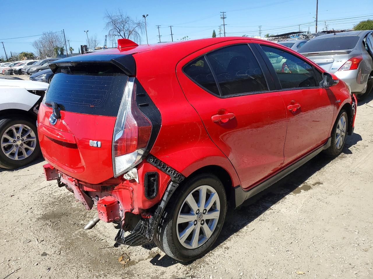 2017 Toyota Prius C Two - Image 3