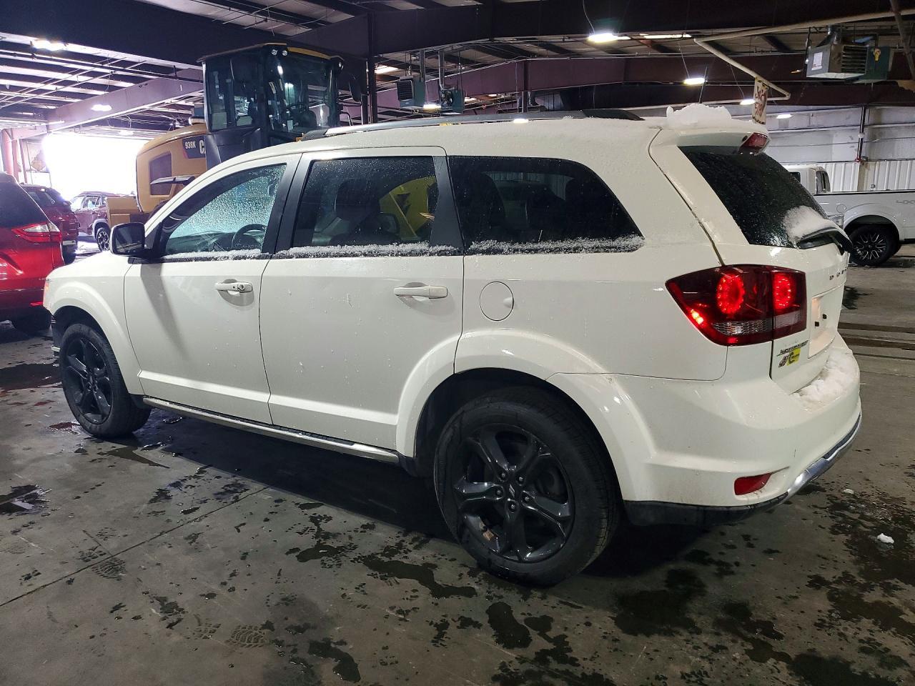 2019 Dodge Journey Crossroad - Фото 2
