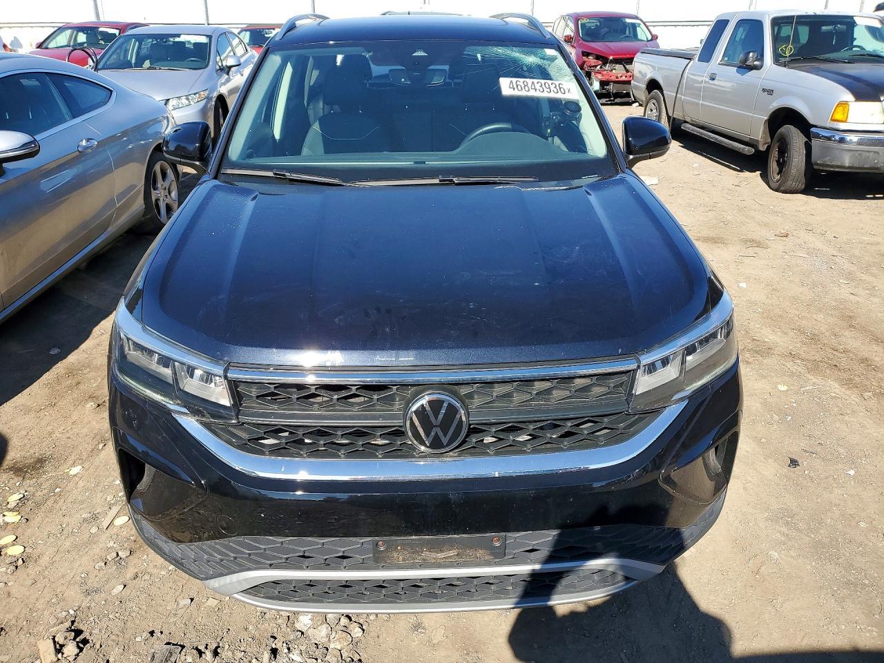 2023 Volkswagen Taos Se - Image 5