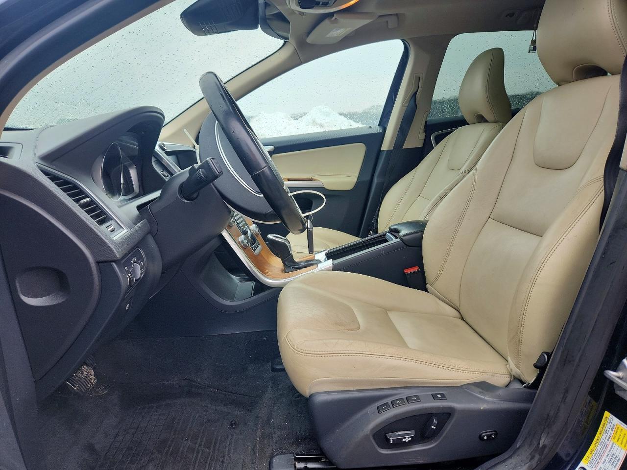 2017 Volvo Xc60 T6 Inscription - Image 7