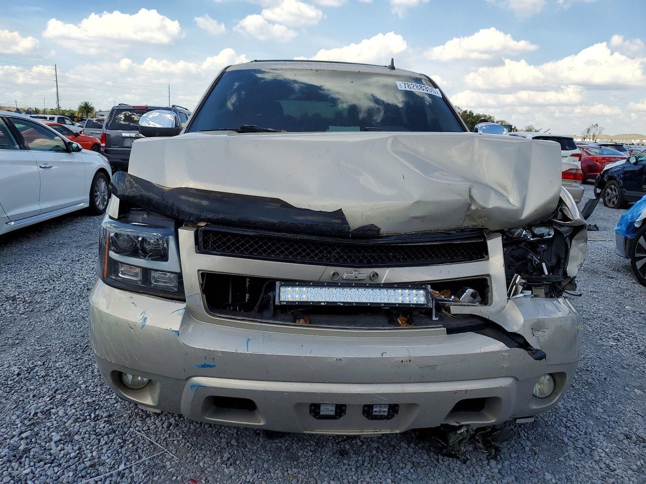 2010 Chevrolet Tahoe C1500 Lt - Image 5