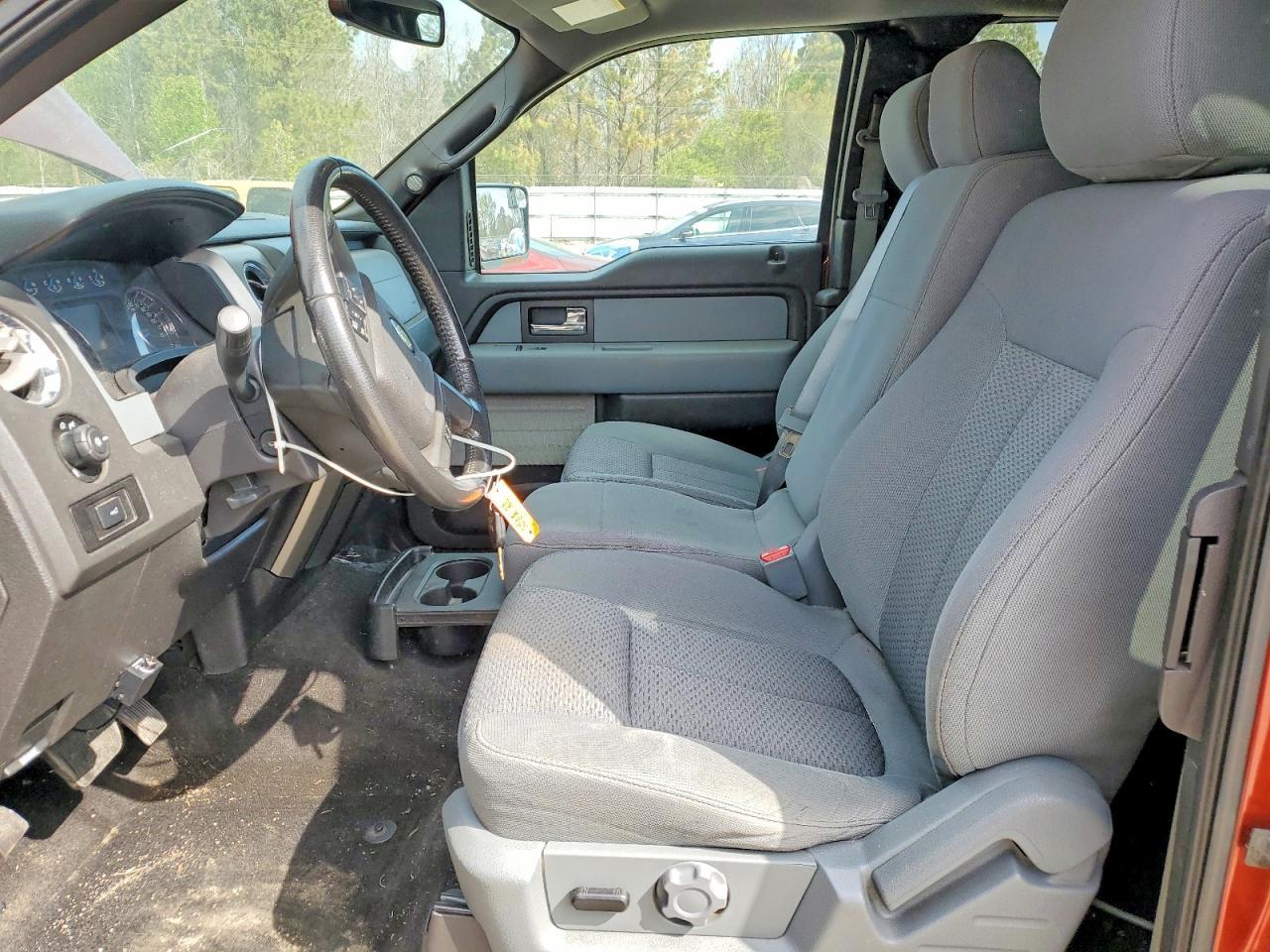 2014 Ford F150 Super Cab - Фото 7