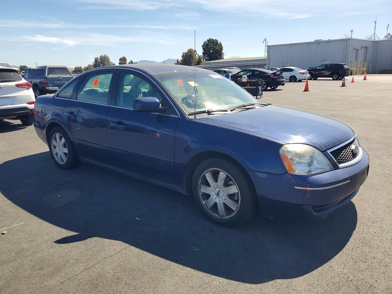 2005 Ford Five Hundred Se - Image 4