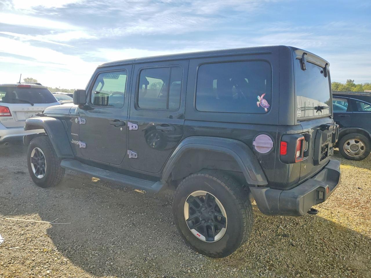 2019 Jeep Wrangler Unlimited Sahara - Фото 2