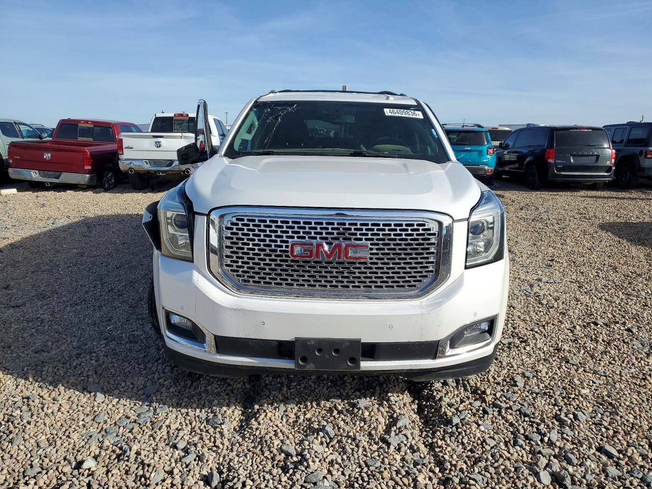 2016 GMC Yukon Xl K1500 Slt - Image 5