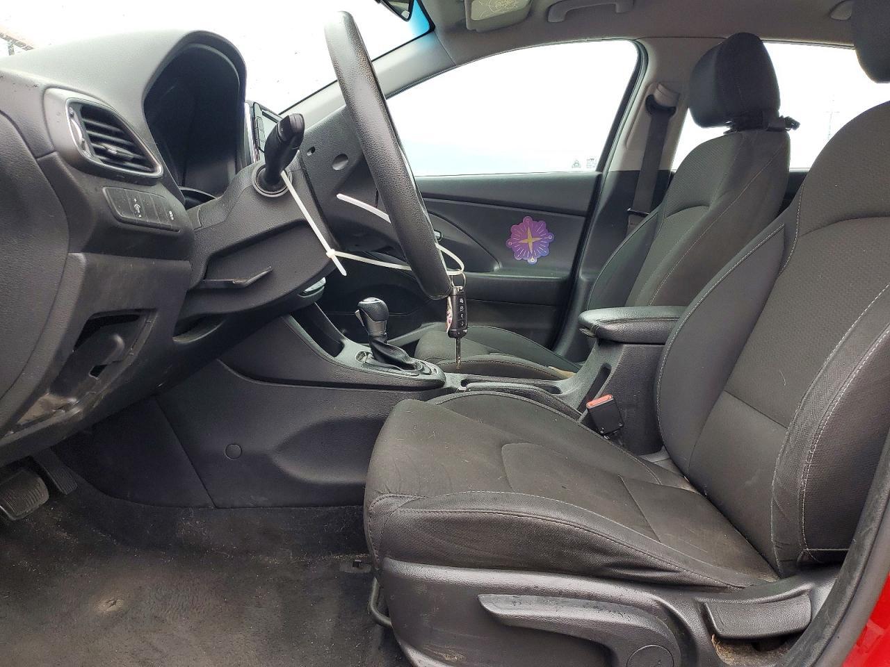 2018 Hyundai Elantra Gt Base - Image 7