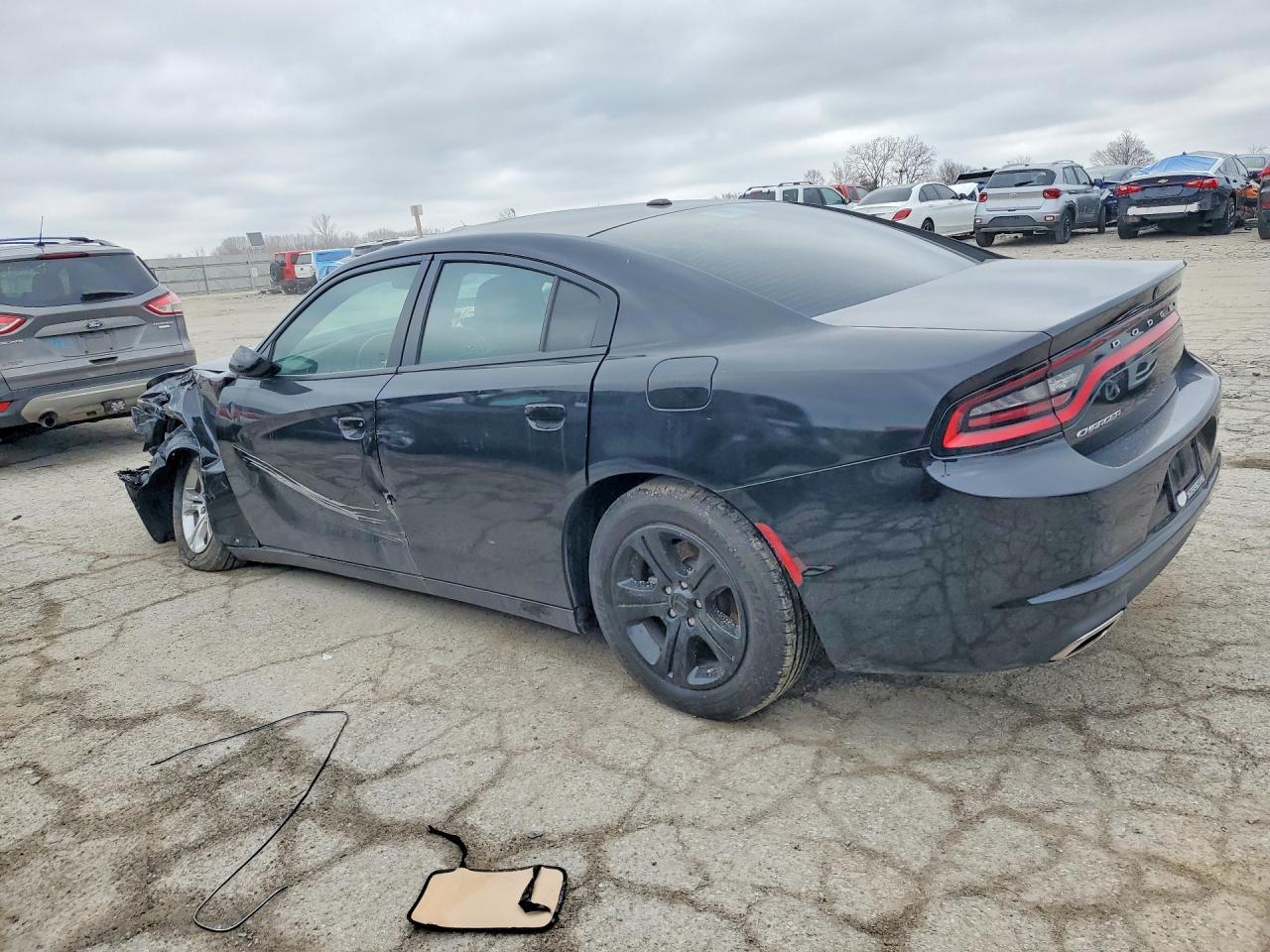 2022 Dodge Charger Sxt - Фото 2