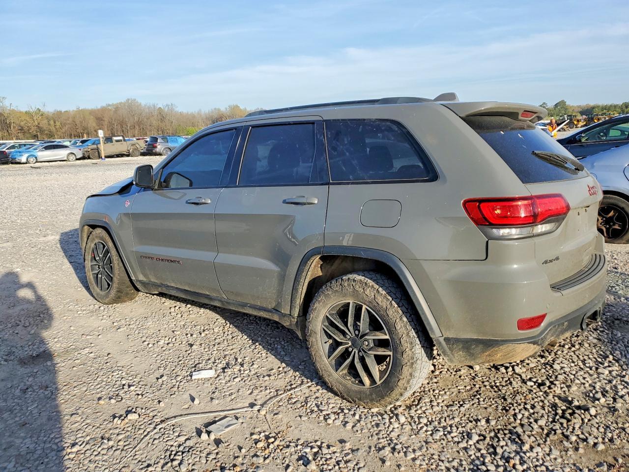 2020 Jeep Grand Cherokee - Фото 2