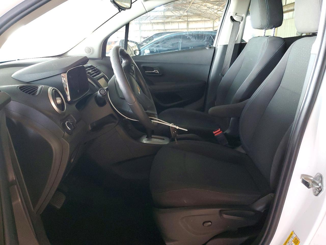 2015 Chevrolet Trax 1Ls - Image 7