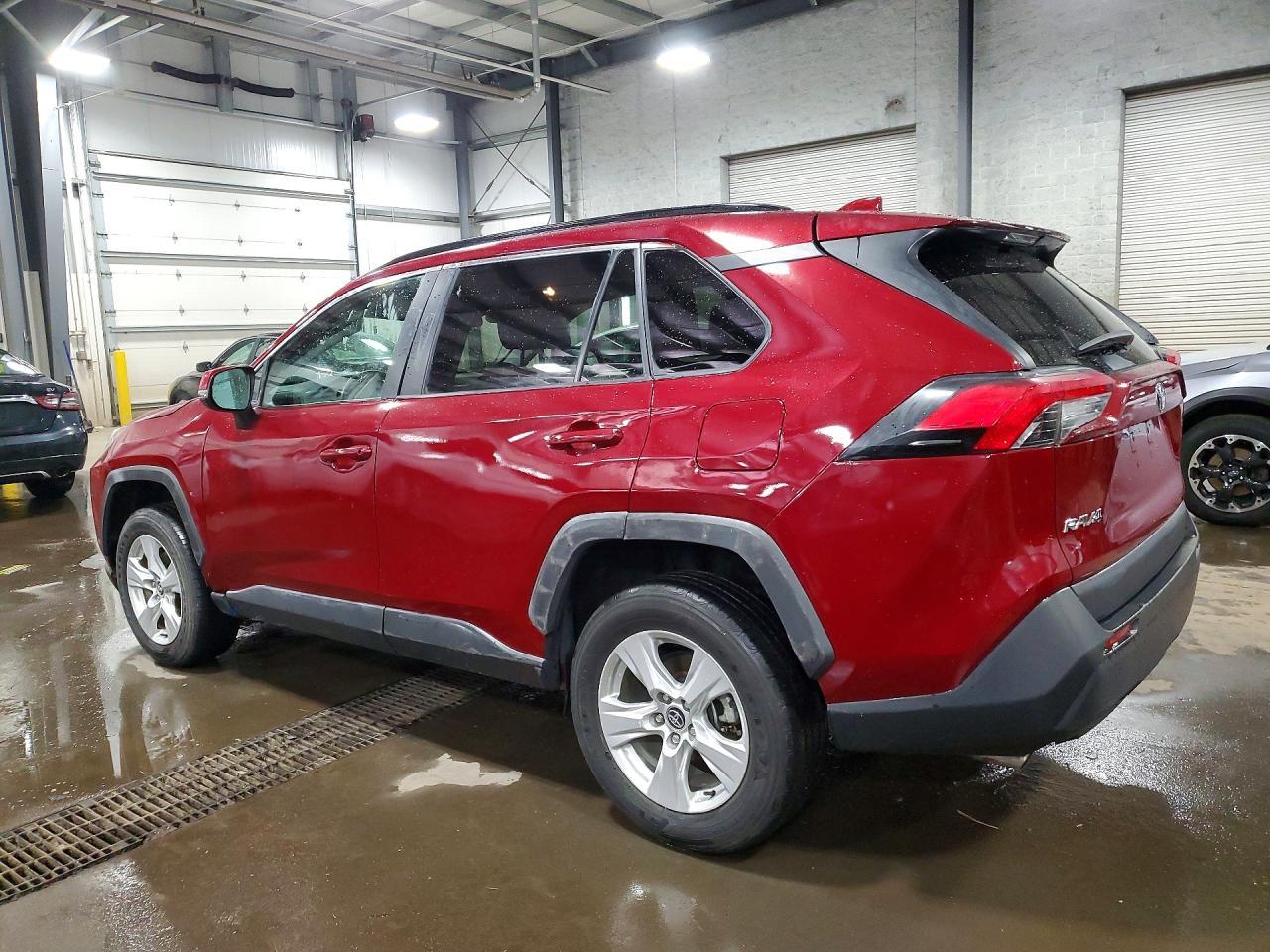 2020 Toyota Rav4 Xle - Фото 2