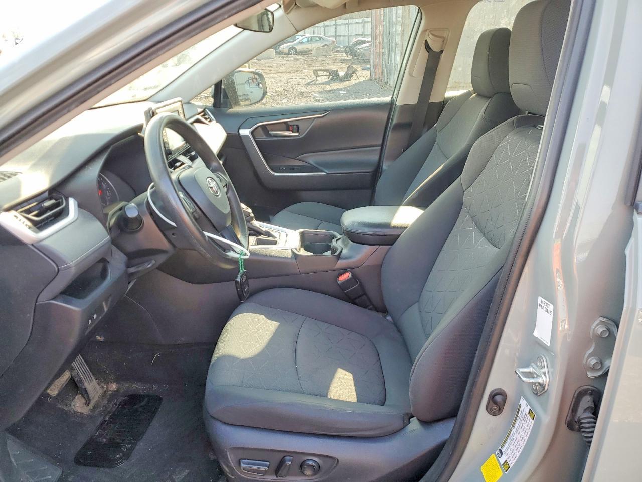 2021 Toyota Rav4 Xle - Image 7