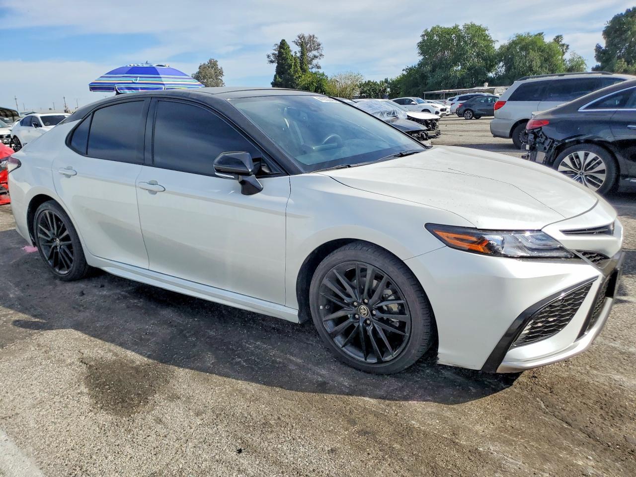 2024 Toyota Camry Xse V6 - Image 4