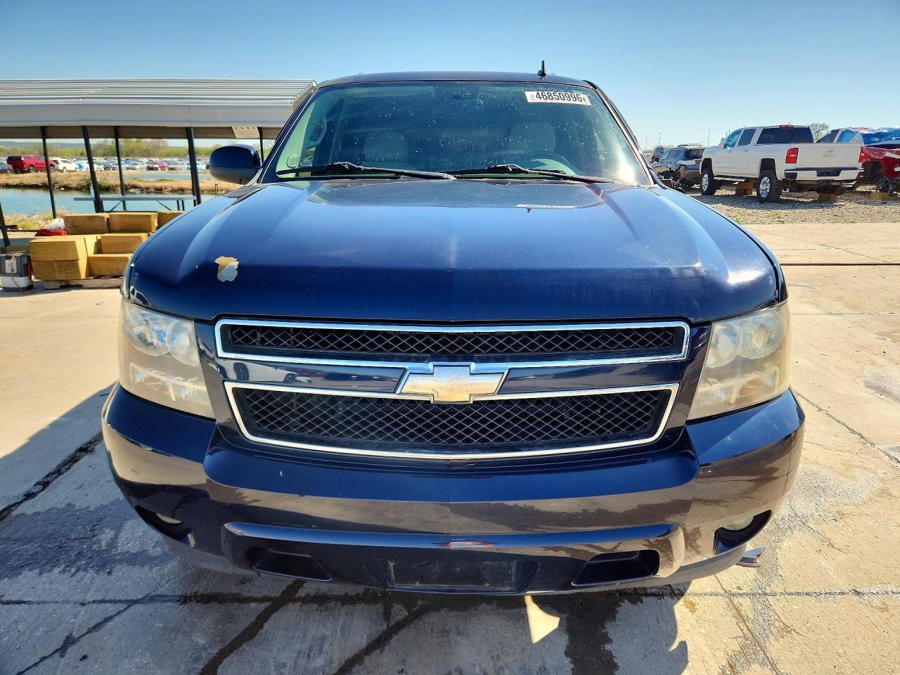 2008 Chevrolet Suburban C1500 Ls - Image 5