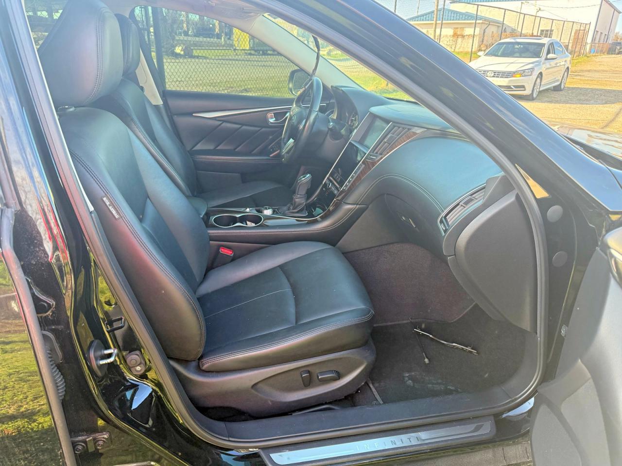 2019 Infiniti Q50 3.0T Luxe - Фото 5