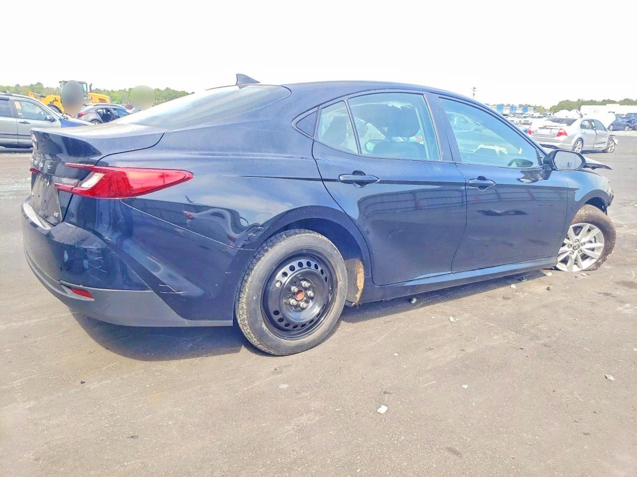 2025 Toyota Camry Le - Image 3