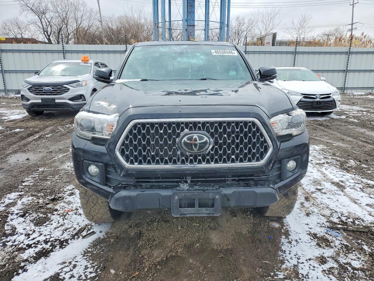 2019 Toyota Tacoma Trd Off-Road - Image 5