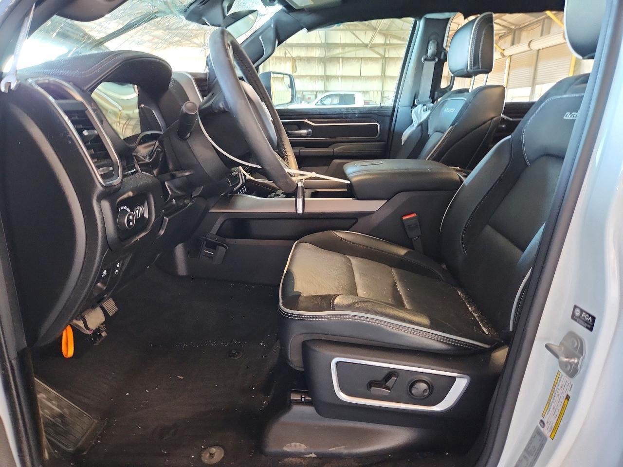 2025 Ram 1500 Laramie - Image 7