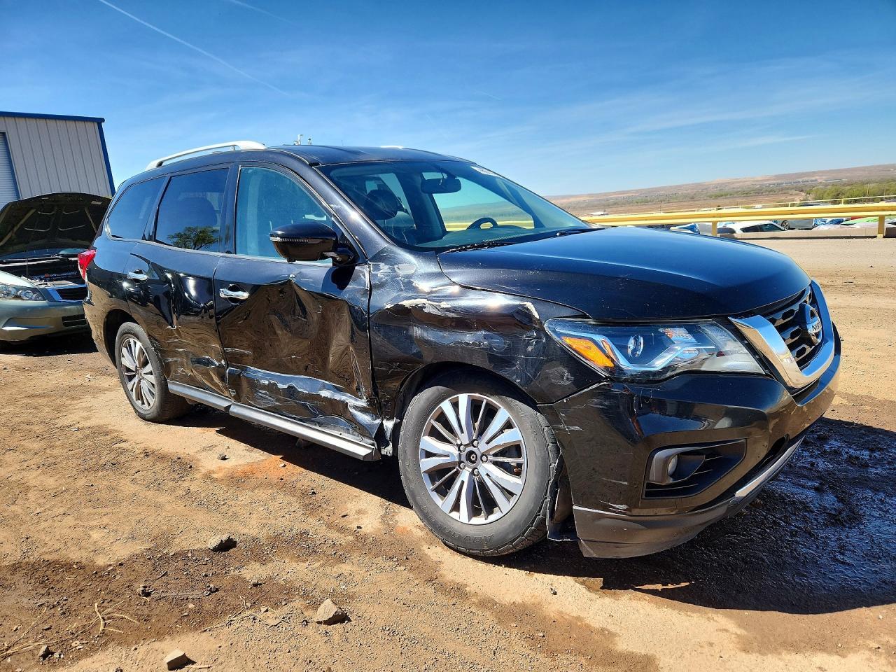 2020 Nissan Pathfinder Sl - Image 4