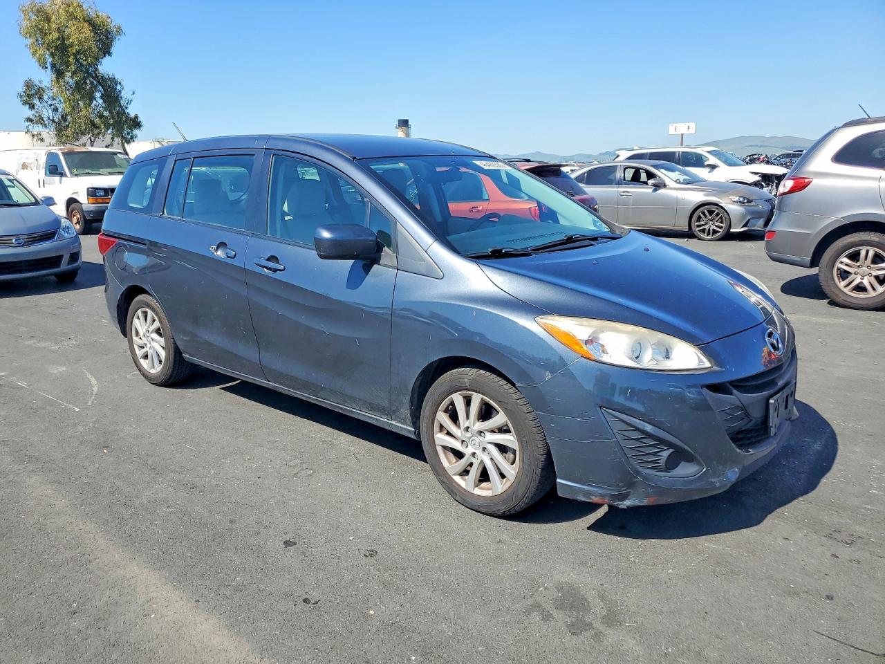 2012 Mazda 5 - Image 4