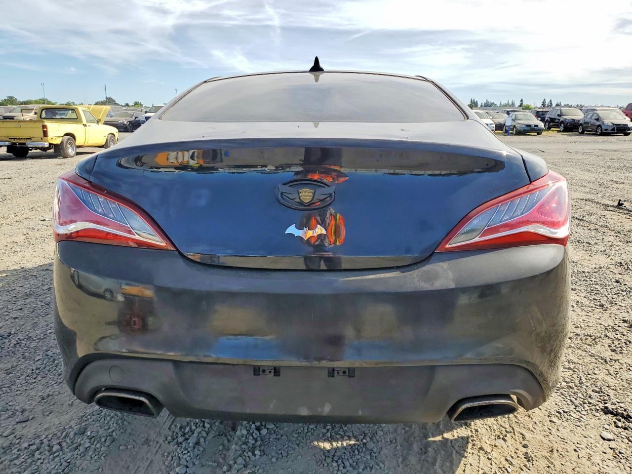 2013 Hyundai Genesis Coupe 3.8 R-Spec - Image 6