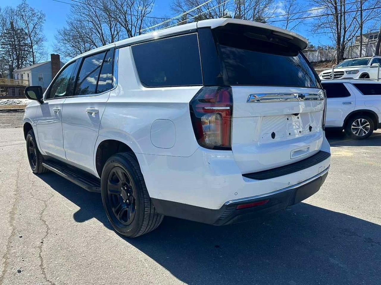 2023 Chevrolet Tahoe C1500 - Фото 2