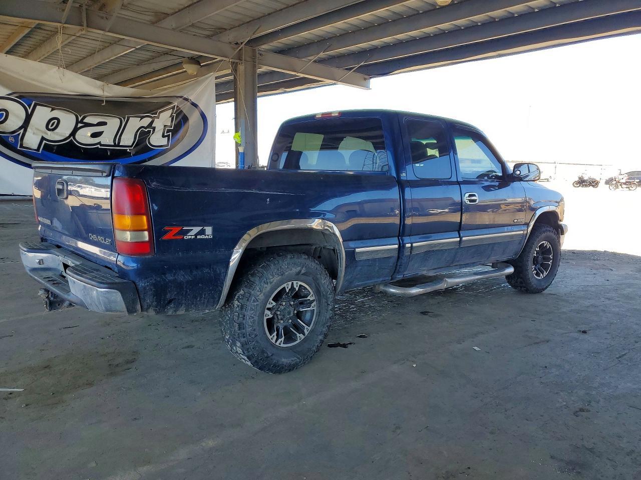 2001 Chevrolet Silverado 1500 - Фото 3