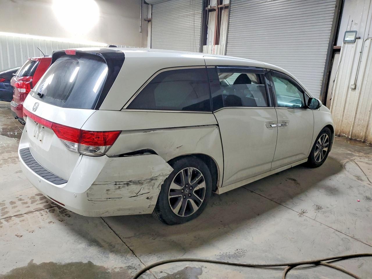 2014 Honda Odyssey Touring/Touring Elite - Фото 3