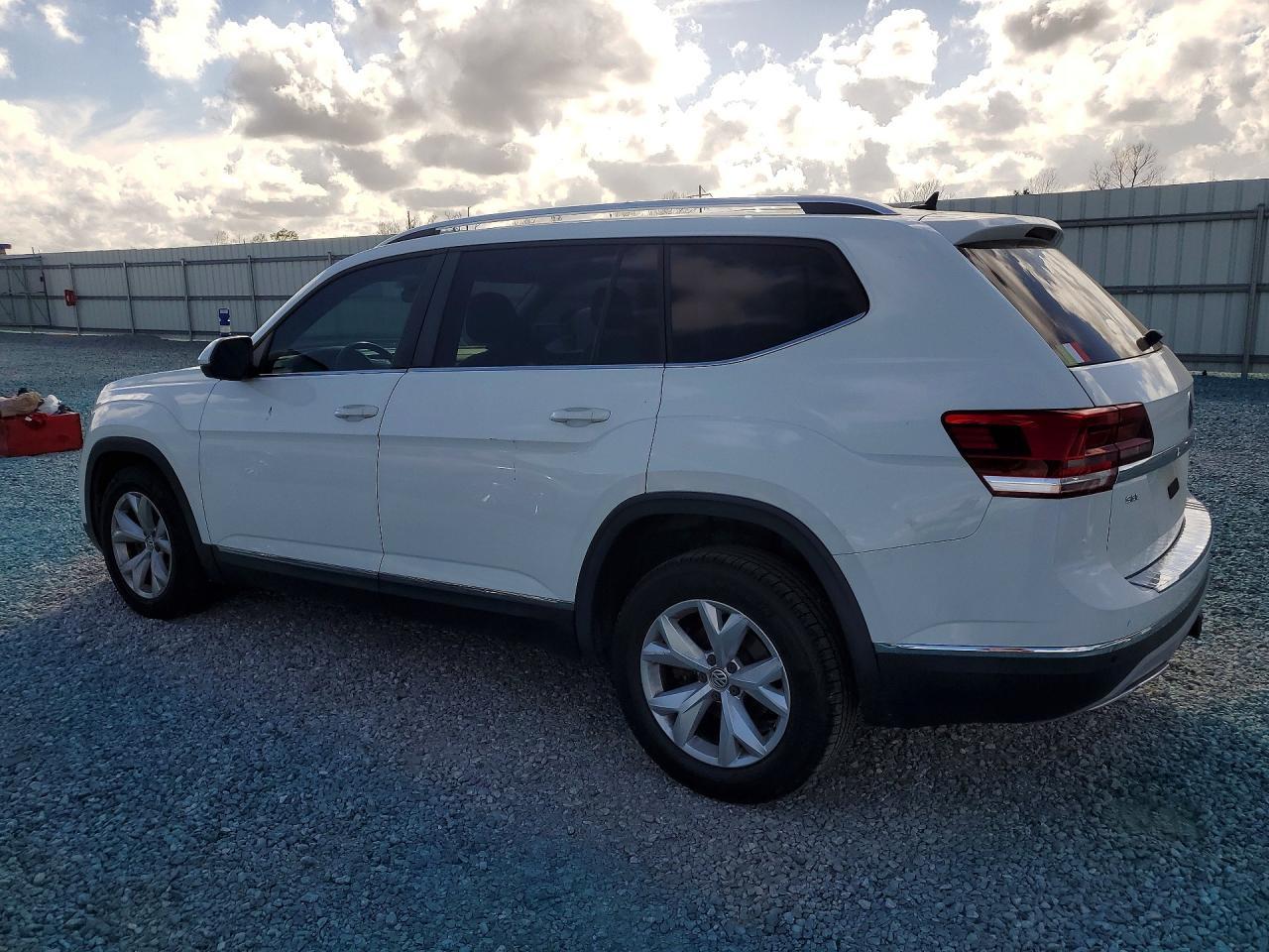 2018 Volkswagen Atlas Sel - Image 2