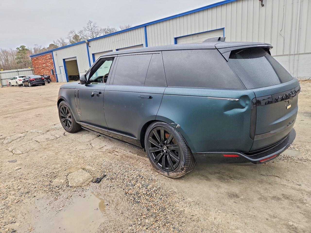 2025 Land Rover Range Rover Autobiography - Фото 2
