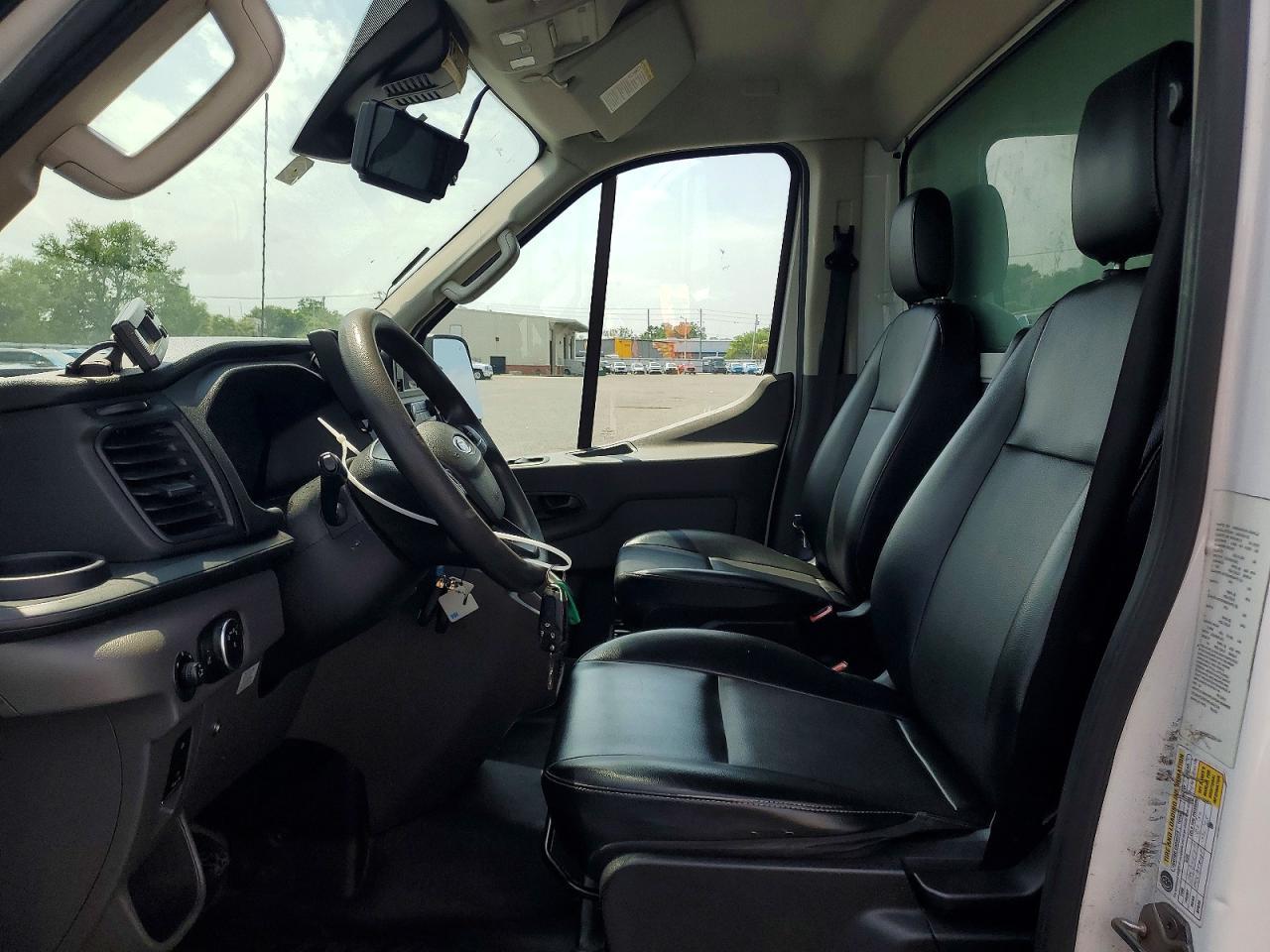 2021 Ford Transit Delivery Truck - Image 7