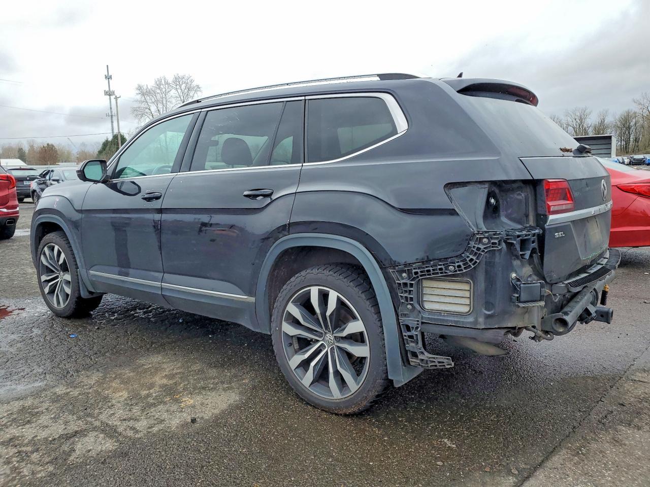 2019 Volkswagen Atlas Sel Premium - Image 2