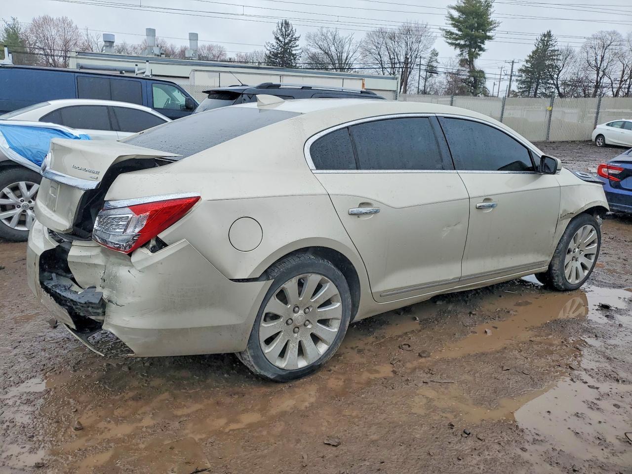 2015 Buick Lacrosse - Фото 3