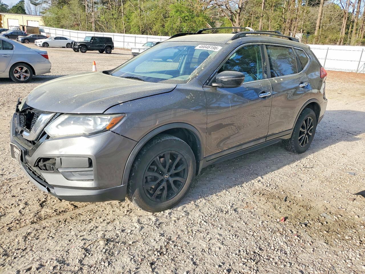 2017 Nissan Rogue Sv