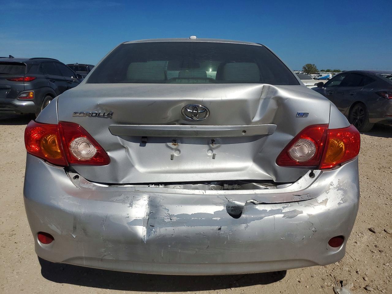 2010 Toyota Corolla Le - Image 6