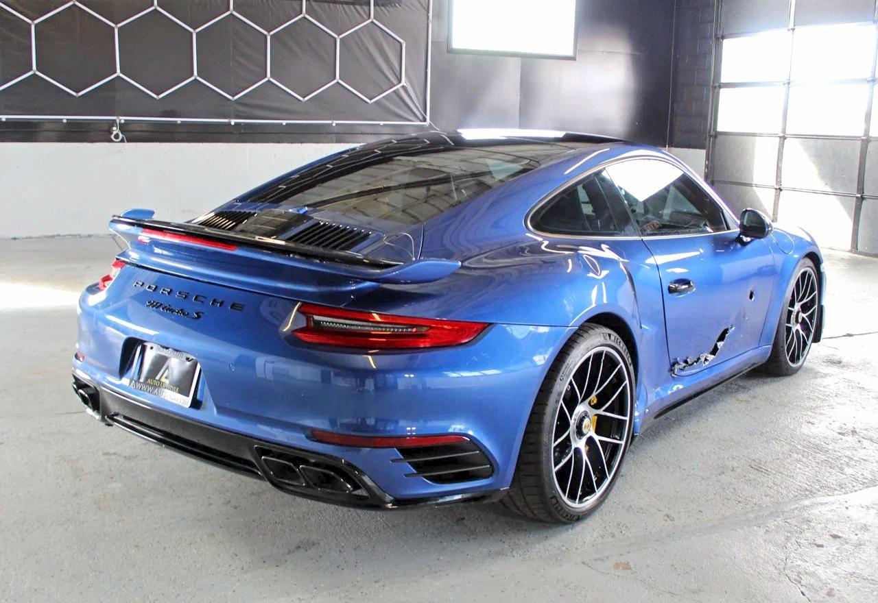 2018 Porsche 911 Turbo - Image 3