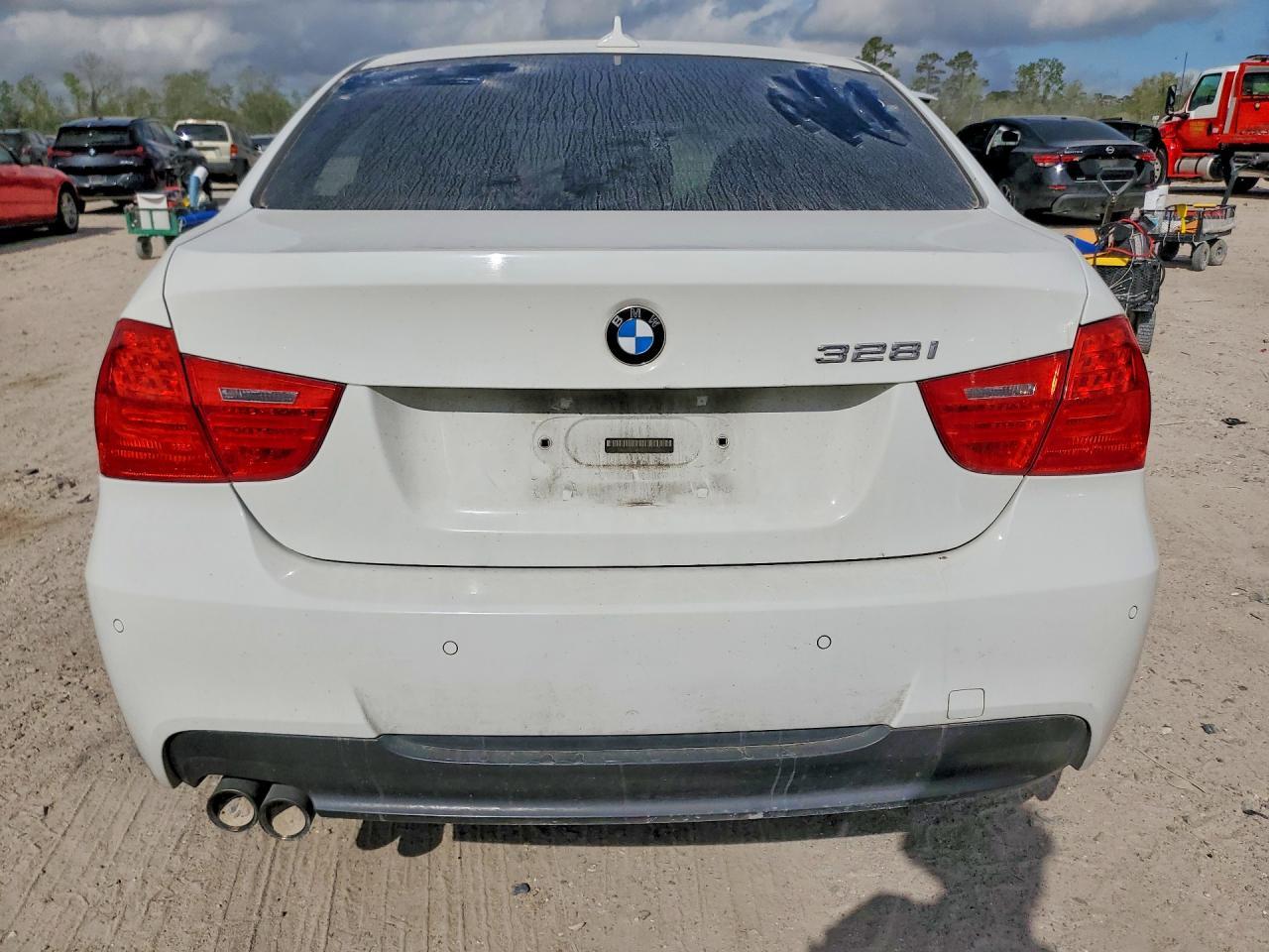 2011 BMW 328 I Sulev - Фото 6