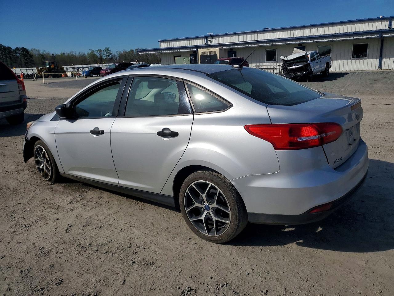 2018 Ford Focus S - Фото 2