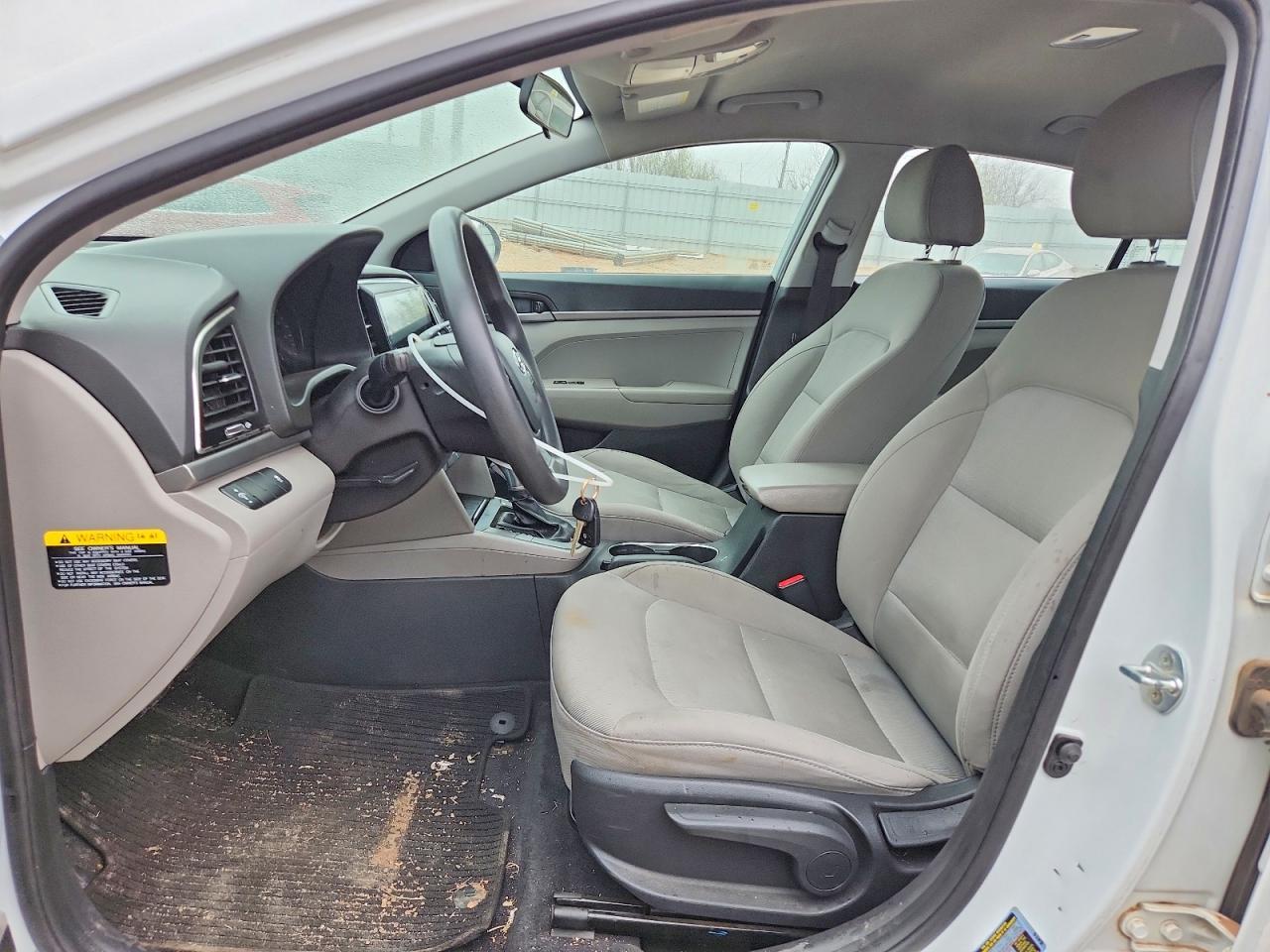 2017 Hyundai Elantra Se - Фото 7