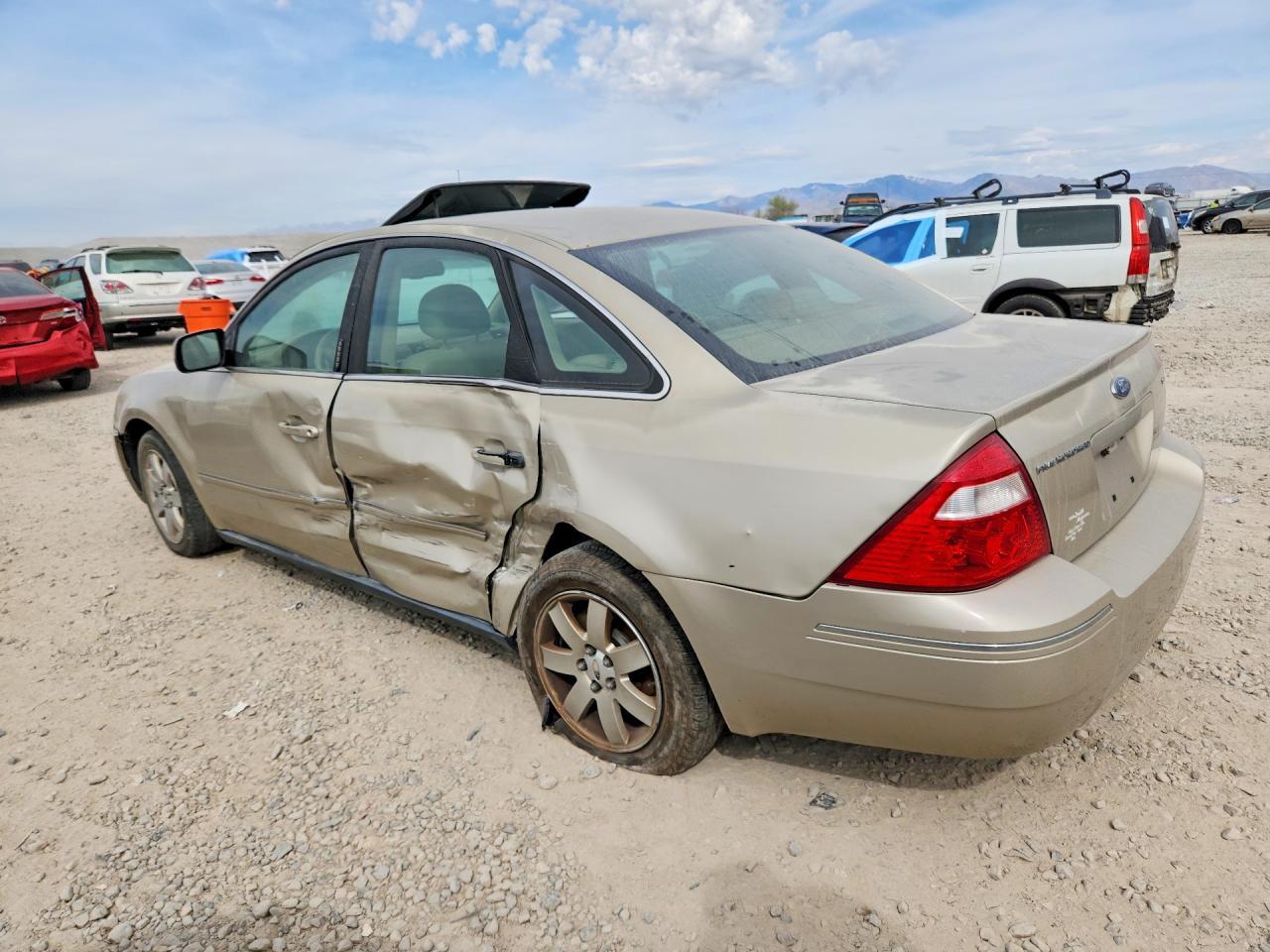 2006 Ford Five Hundred Sel - Image 2