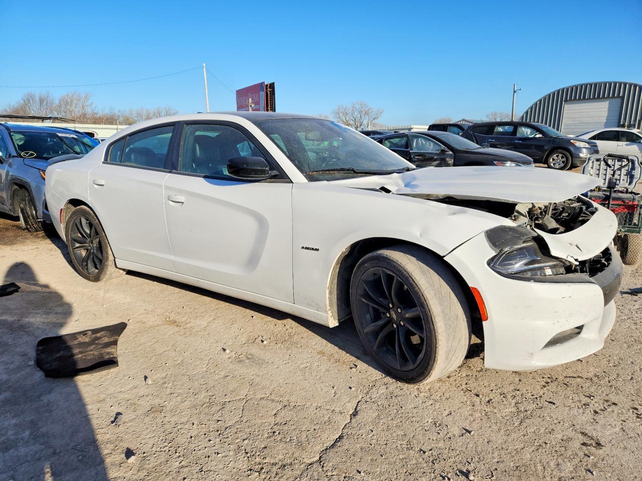 2017 Dodge Charger R - Image 4