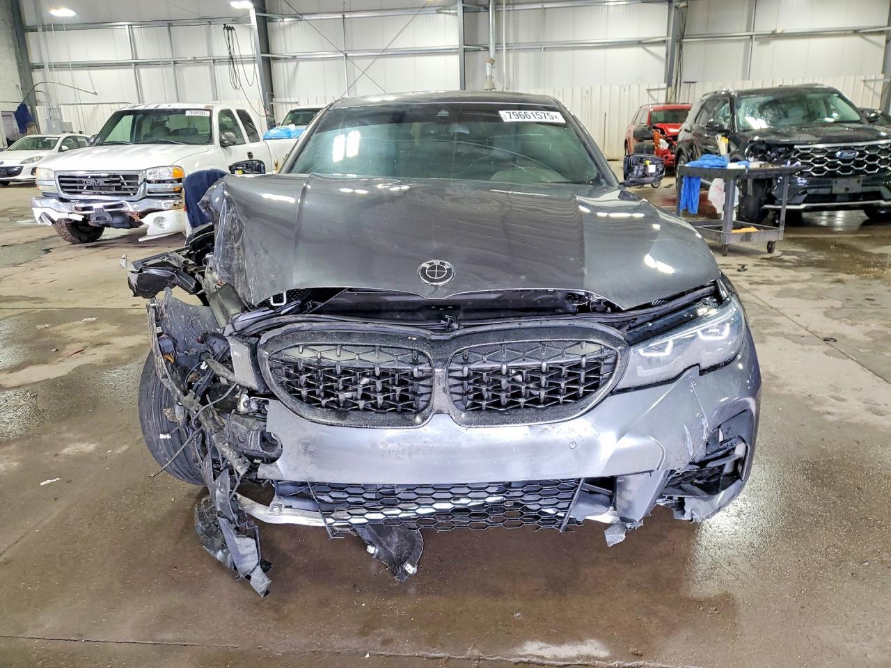 2022 BMW 330Xi - Image 5
