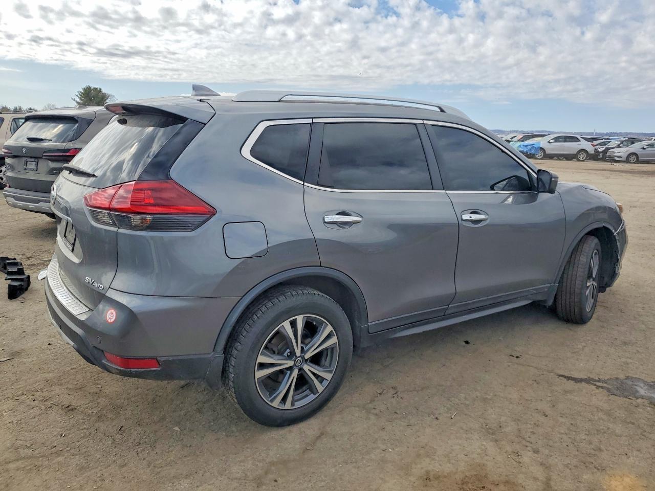 2019 Nissan Rogue Sv - Фото 3