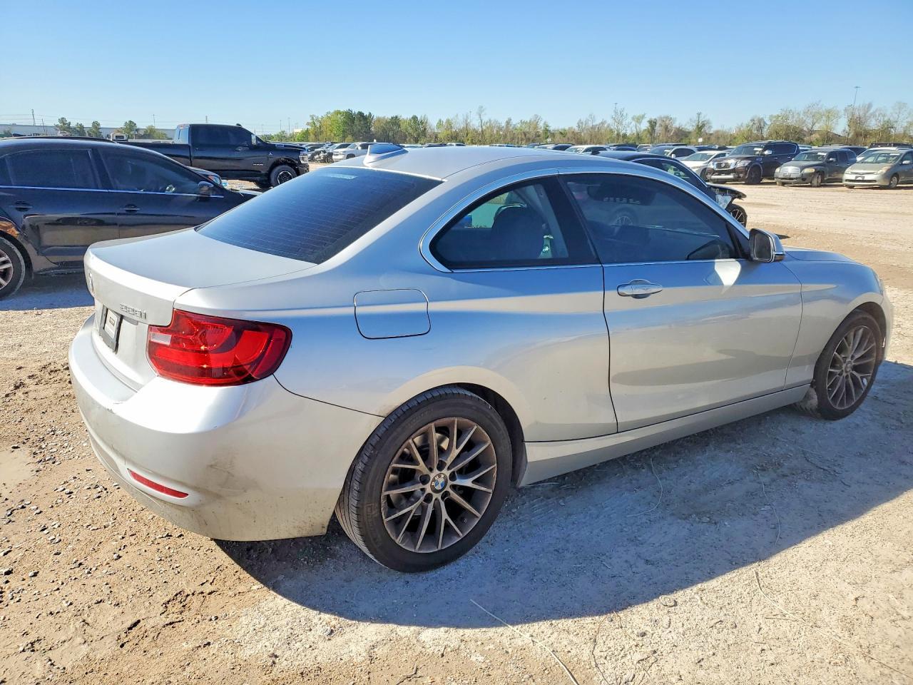 2015 BMW 228 I - Фото 3