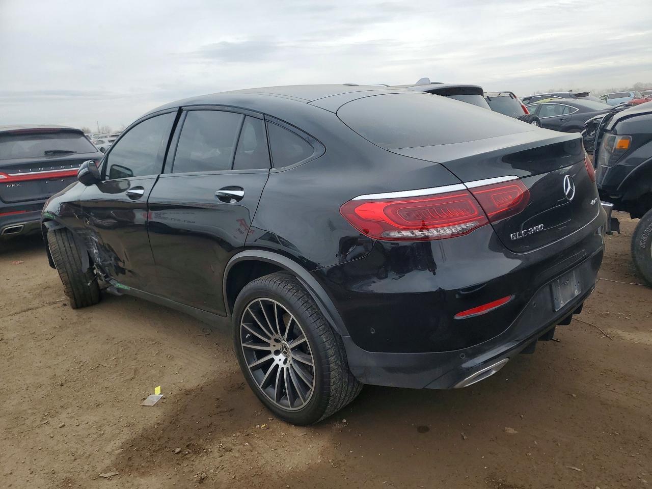 2022 Mercedes-Benz Glc Coupe 300 4Matic - Фото 2