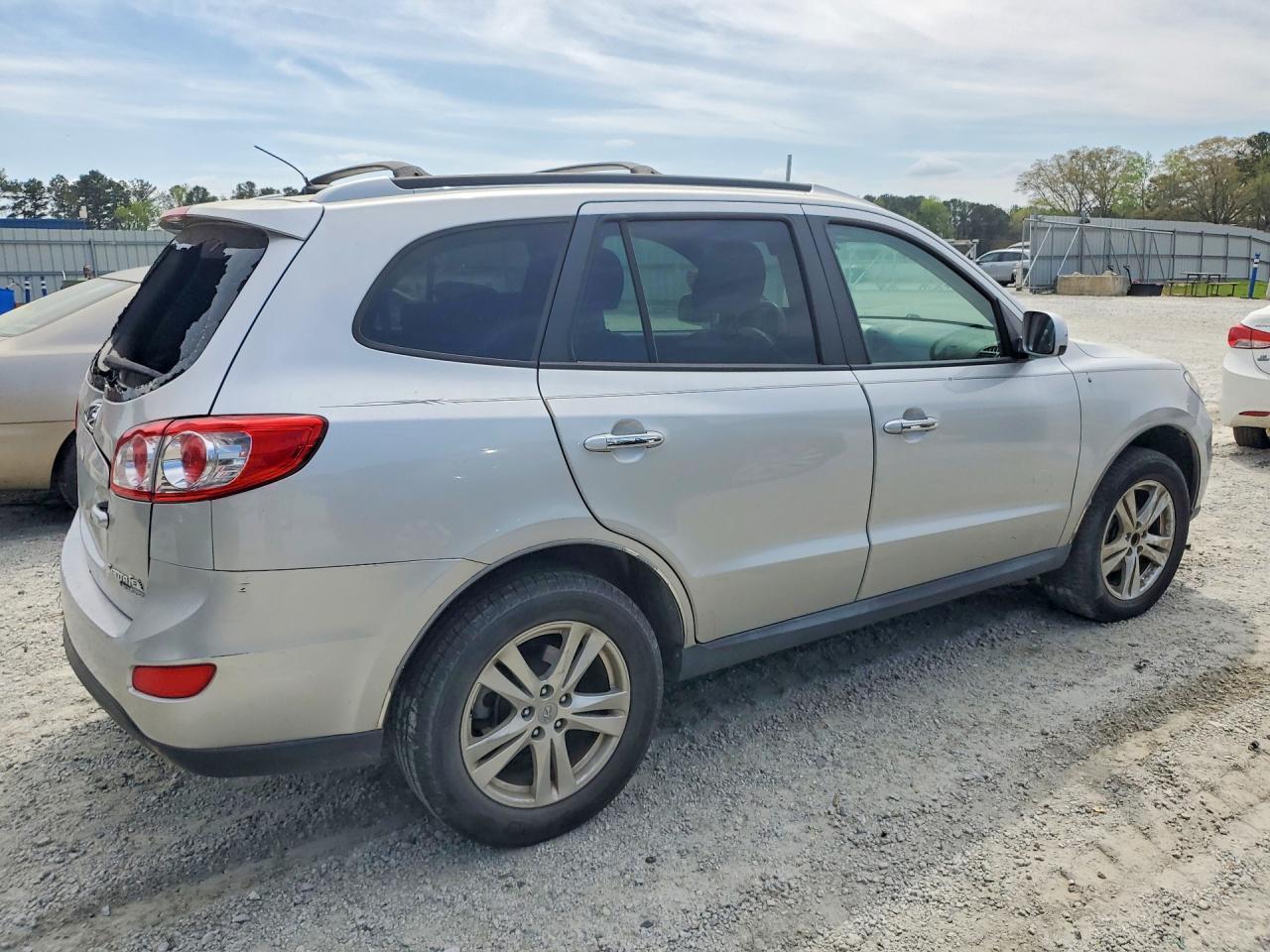 2011 Hyundai Santa Fe Limited - Image 3