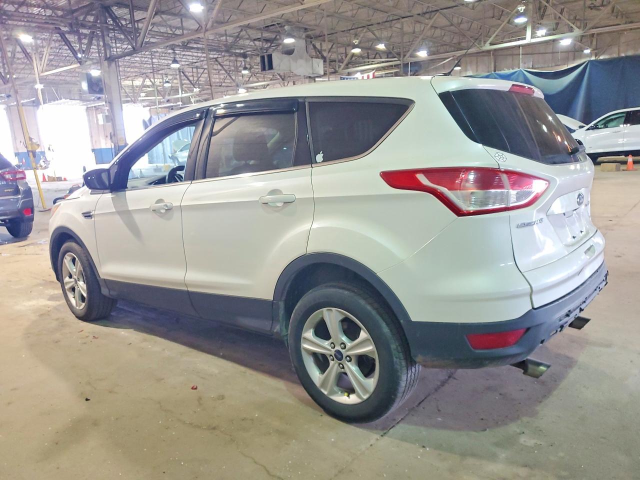 2014 Ford Escape Se - Фото 2