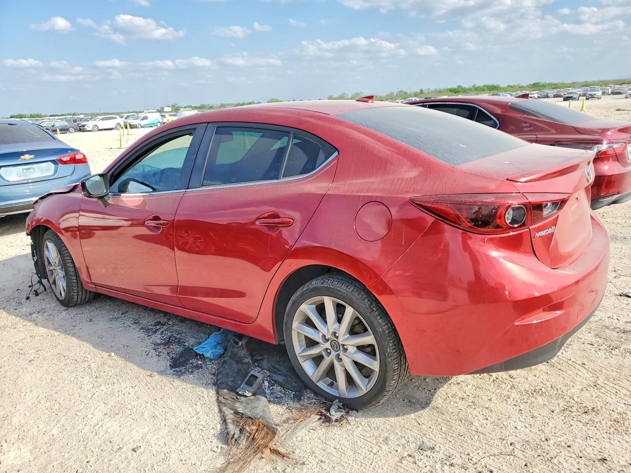 2017 Mazda 3 Grand Touring - Фото 2